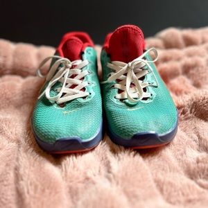 For Training
NIKE
Mens METCON 5